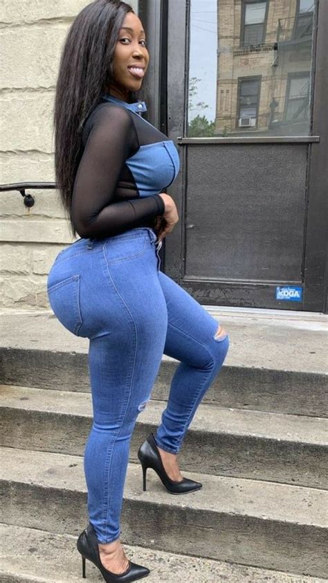 jiggly ass ebony|Soft Jiggly Juicy, Ebony Big Booty, Clapping